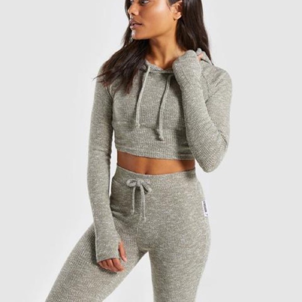 Gymshark Slounge Set in khaki